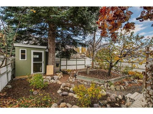 35 Mckinley Road Se, Calgary, AB - Outdoor