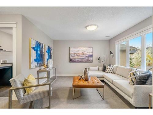 34 Cranarch Circle Se, Calgary, AB - Indoor Photo Showing Living Room