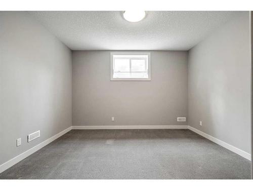 34 Cranarch Circle Se, Calgary, AB - Indoor Photo Showing Other Room