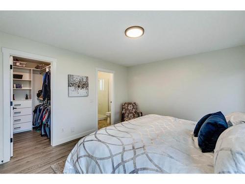 120 Willowbrook Close Nw, Airdrie, AB - Indoor Photo Showing Bedroom