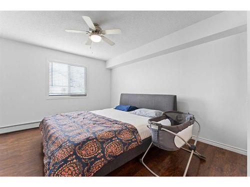 1426-60 Panatella Street Nw, Calgary, AB - Indoor Photo Showing Bedroom