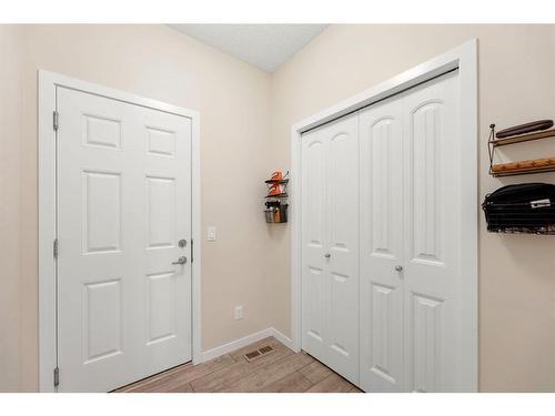 85 Fireside Circle, Cochrane, AB - Indoor Photo Showing Other Room