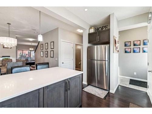 41 Copperpond Avenue Se, Calgary, AB - Indoor Photo Showing Kitchen