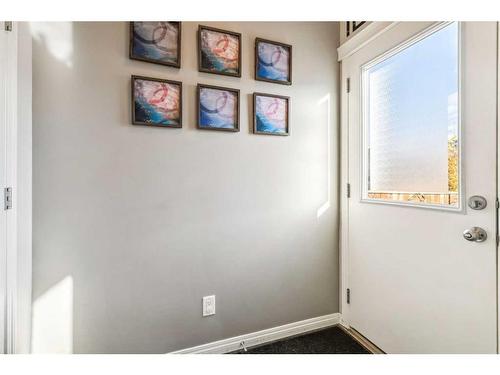 41 Copperpond Avenue Se, Calgary, AB - Indoor Photo Showing Other Room