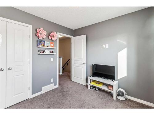 41 Copperpond Avenue Se, Calgary, AB - Indoor