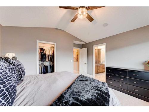 222 Aspen Stone Way Sw, Calgary, AB - Indoor Photo Showing Bedroom