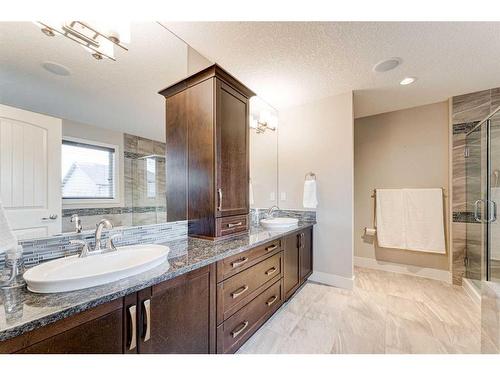 222 Aspen Stone Way Sw, Calgary, AB - Indoor Photo Showing Bathroom