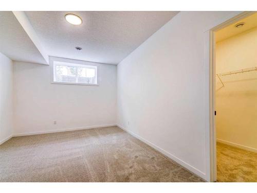 109 5 Avenue Se, High River, AB - Indoor Photo Showing Other Room