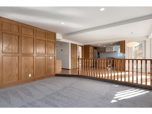 523 Woodbriar Place Sw, Calgary, AB - Indoor Photo Showing Other Room