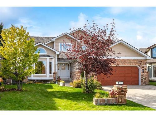 523 Woodbriar Place Sw, Calgary, AB - Outdoor