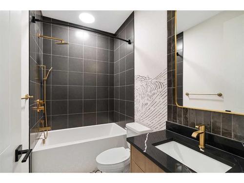 615-370 Dieppe Drive Sw, Calgary, AB - Indoor Photo Showing Bathroom