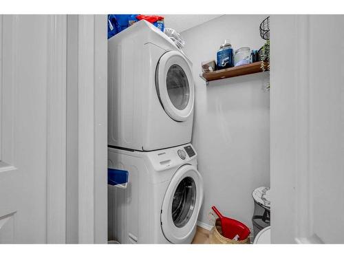 216-6000 Somervale Court Sw, Calgary, AB - Indoor Photo Showing Laundry Room