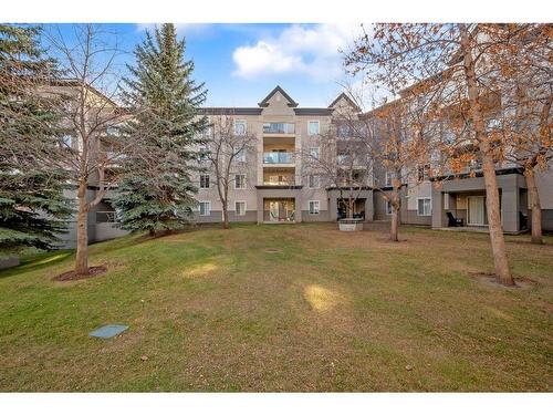 216-6000 Somervale Court Sw, Calgary, AB - Outdoor