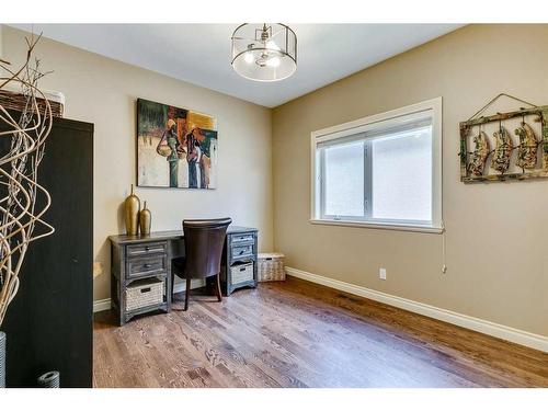 347 Sierra Madre Court Sw, Calgary, AB - Indoor