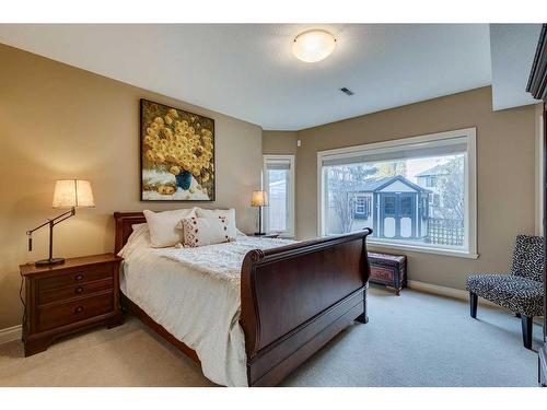 347 Sierra Madre Court Sw, Calgary, AB - Indoor Photo Showing Bedroom