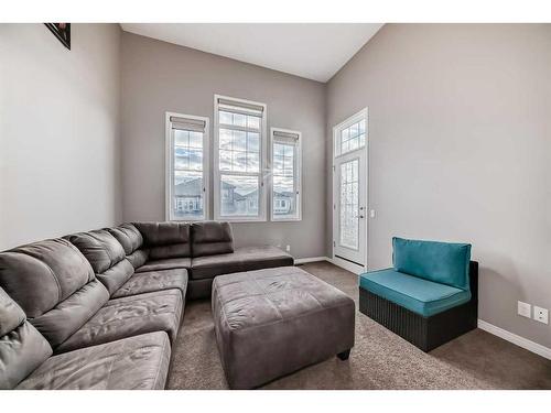 170 Cityscape Way Ne, Calgary, AB - Indoor Photo Showing Living Room