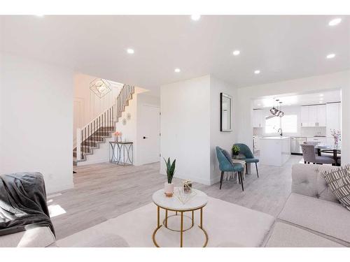 44 Midland Place Se, Calgary, AB - Indoor Photo Showing Living Room