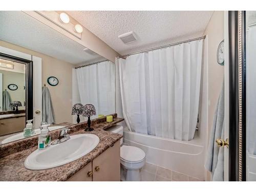 2314-16320 24 Street, Calgary, AB - Indoor Photo Showing Bathroom