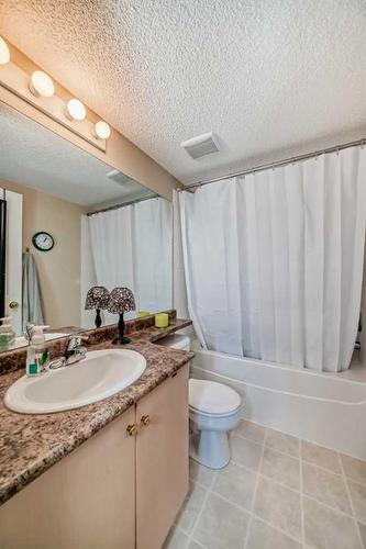 2314-16320 24 Street, Calgary, AB - Indoor Photo Showing Bathroom