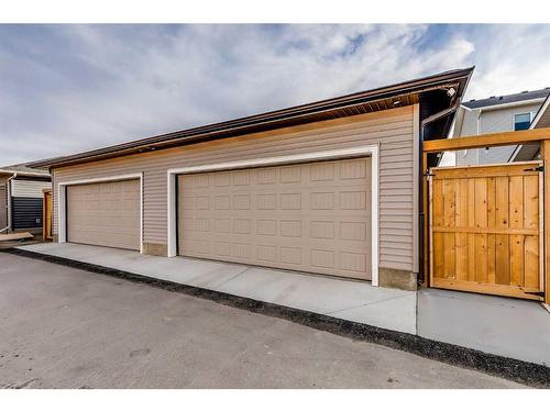 476 Reynolds Avenue Sw, Airdrie, AB - Outdoor With Exterior