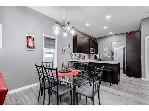 476 Reynolds Avenue Sw, Airdrie, AB - Indoor Photo Showing Dining Room