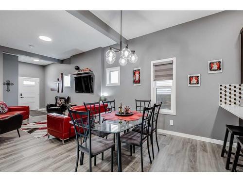 476 Reynolds Avenue Sw, Airdrie, AB - Indoor Photo Showing Dining Room