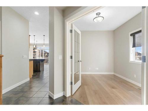 8 Sunset Close, Cochrane, AB - Indoor Photo Showing Other Room