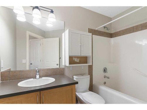 8 Sunset Close, Cochrane, AB - Indoor Photo Showing Bathroom