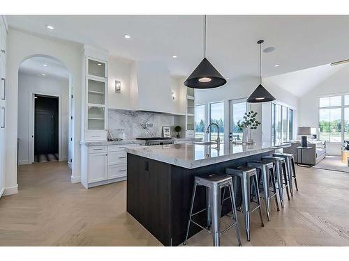 210028 Spruce Ridge West, Rural Foothills County, AB - Indoor Photo Showing Kitchen With Upgraded Kitchen