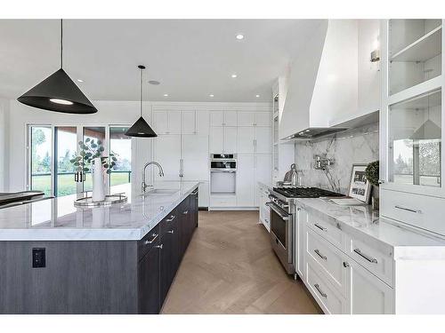 210028 Spruce Ridge West, Rural Foothills County, AB - Indoor Photo Showing Kitchen With Upgraded Kitchen