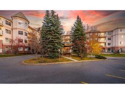 206-200 Lincoln Way SW Calgary, AB T3G 7G7