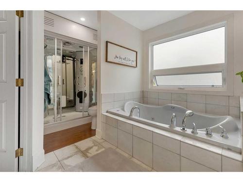 34 Sun Harbour Way Se, Calgary, AB - Indoor Photo Showing Bathroom