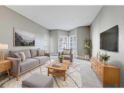 309-30 Royal Oak Plaza NW Calgary, AB T3G 0C1