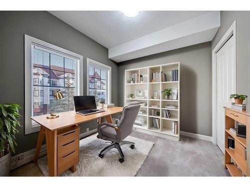 309-30 Royal Oak Plaza Nw, Calgary, AB - Indoor Photo Showing Office