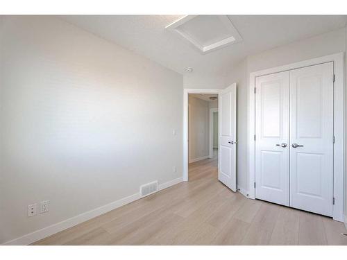 80 Cornerbrook Gate Ne, Calgary, AB - Indoor Photo Showing Other Room