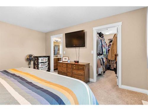 16 Viceroy Crescent, Olds, AB - Indoor Photo Showing Bedroom