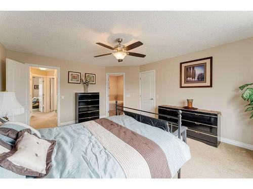 117 Springmere Grove, Chestermere, AB - Indoor Photo Showing Bedroom