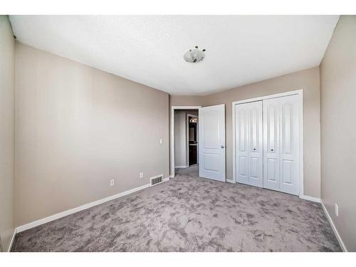 74 Brightoncrest Grove Se, Calgary, AB - Indoor Photo Showing Other Room