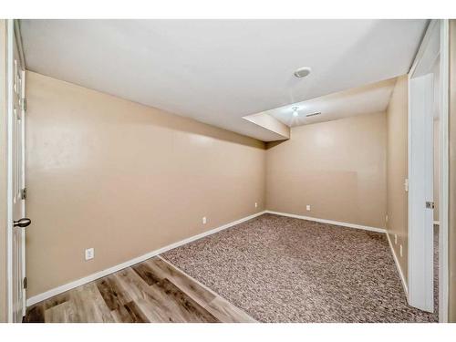 74 Brightoncrest Grove Se, Calgary, AB - Indoor Photo Showing Other Room