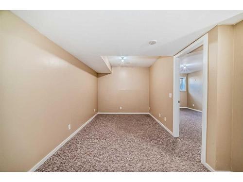 74 Brightoncrest Grove Se, Calgary, AB - Indoor Photo Showing Other Room