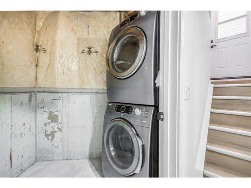 11113 Hidden Valley Drive Nw, Calgary, AB - Indoor Photo Showing Laundry Room