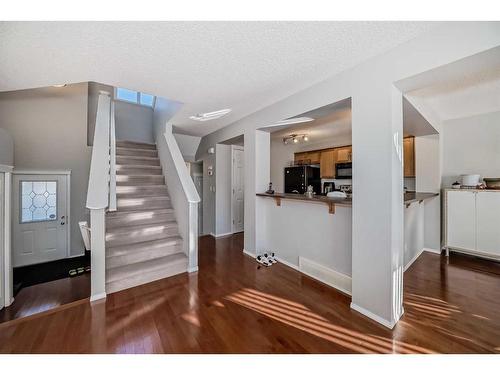 316 Panora Close Nw, Calgary, AB - Indoor Photo Showing Other Room