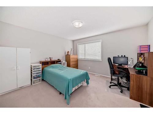 316 Panora Close Nw, Calgary, AB - Indoor Photo Showing Bedroom