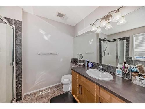 316 Panora Close Nw, Calgary, AB - Indoor Photo Showing Bathroom