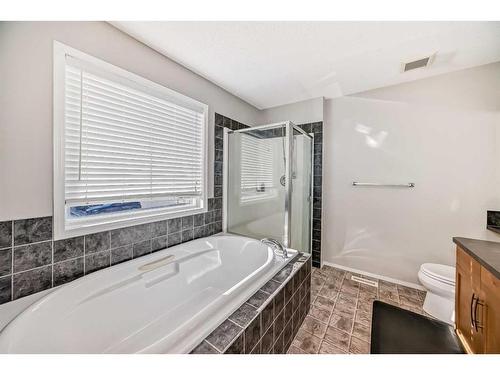 316 Panora Close Nw, Calgary, AB - Indoor Photo Showing Bathroom