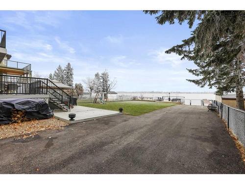 636 West Chestermere Drive, Chestermere, AB - Outdoor