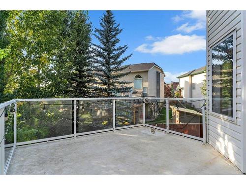 319 Sierra Nevada Place Sw, Calgary, AB - Outdoor With Exterior