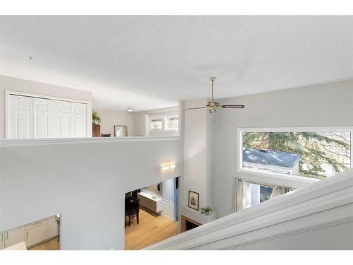 84 Woodmeadow Close Sw, Calgary, AB - Indoor Photo Showing Bedroom