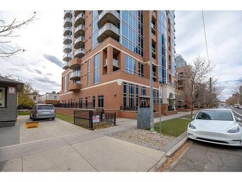 1800-817 15 Avenue Sw, Calgary, AB - Outdoor