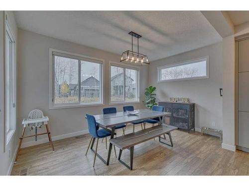 99 Legacy Glen Terrace Se, Calgary, AB - Indoor Photo Showing Dining Room